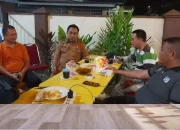 Kepala BPM ikut nonton Bareng di Sekertariat FKPM Manggala