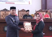 Sekretaris Daerah Serahkan Rancangan KUA-PPAS 2025 Kepada DPRD Takalar