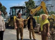 Dinas PU Makassar Gerak Cepat Lakukan Normalisasi Drainase di Jalan Onta Baru