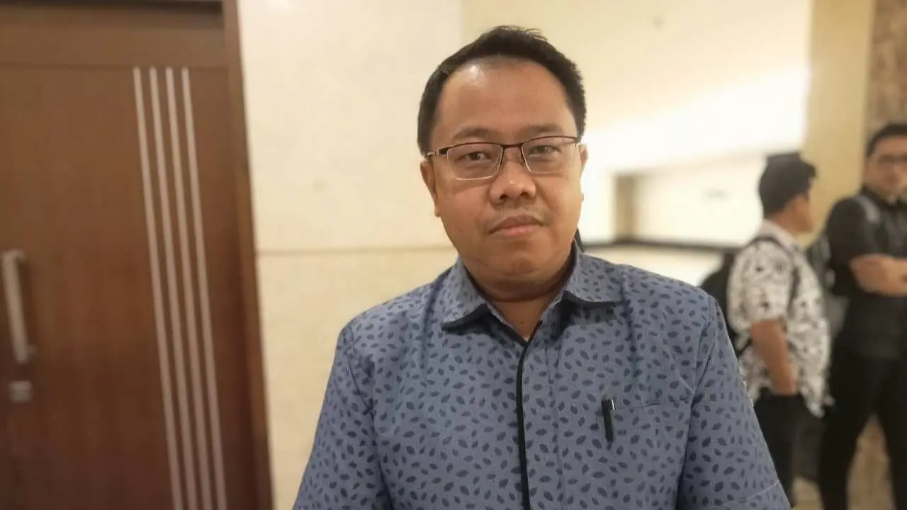 Plh Kepala Dinas (Kadis) PMD Sulsel, Andi Akbar