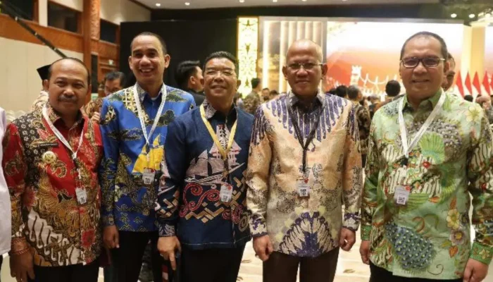 Ketua DPRD & Wali Kota Makassar Hadiri Penyampaian LHP LKPP-IHPS II TA 2023 BPK RI ke Presiden Jokowi