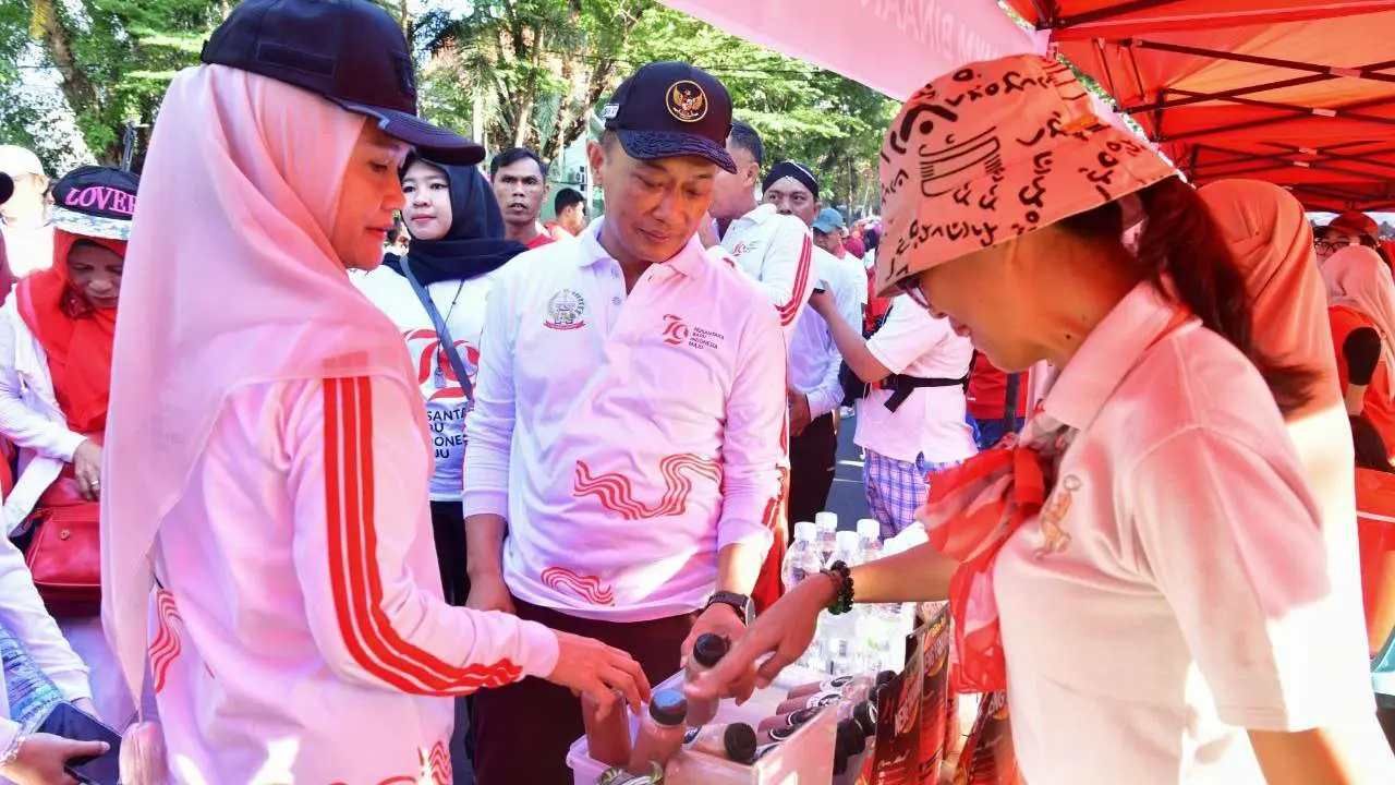 Bazar UMKM Meriahkan Rangkaian HUT RI Ke-79 di Depan Rujab Gubernur Sulsel