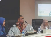 Plt Kadis DPPKB Buka Rapat Aksi Konvergensi Percepatan Penurunan Stunting dan Evaluasi Laporan TPPS