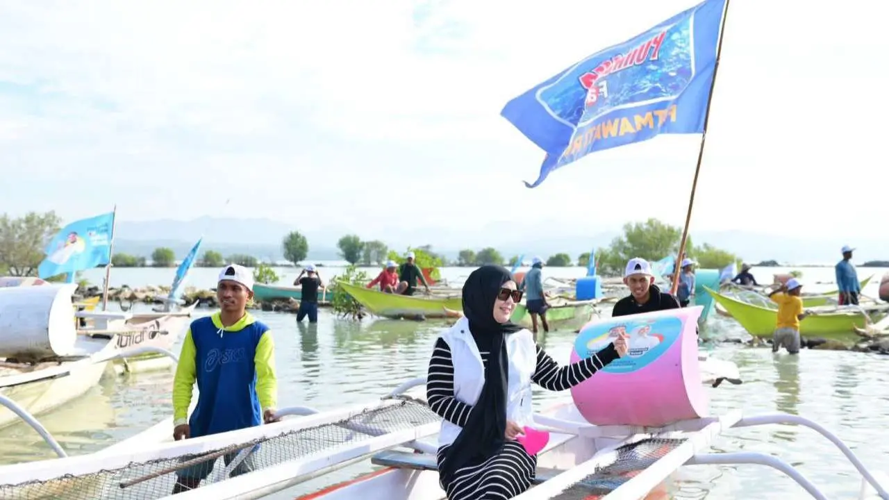 Fatmawati Rusdi Siap Bantu Wujudkan Kebutuhan Air Bersih dan Infrastruktur di Pulau Harapan Jeneponto 3 Fatmawati Rusdi Siap Bantu Wujudkan Kebutuhan Air Bersih dan Infrastruktur di Pulau Harapan Jeneponto