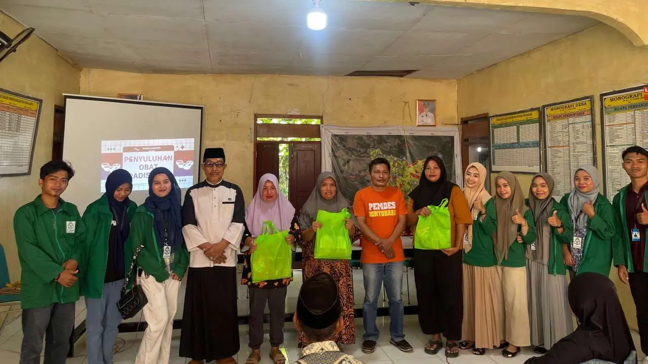 Mahasiswa KKN UINAM Ajari Warga Desa Bontoharu Pemanfaatan Daun Binahong