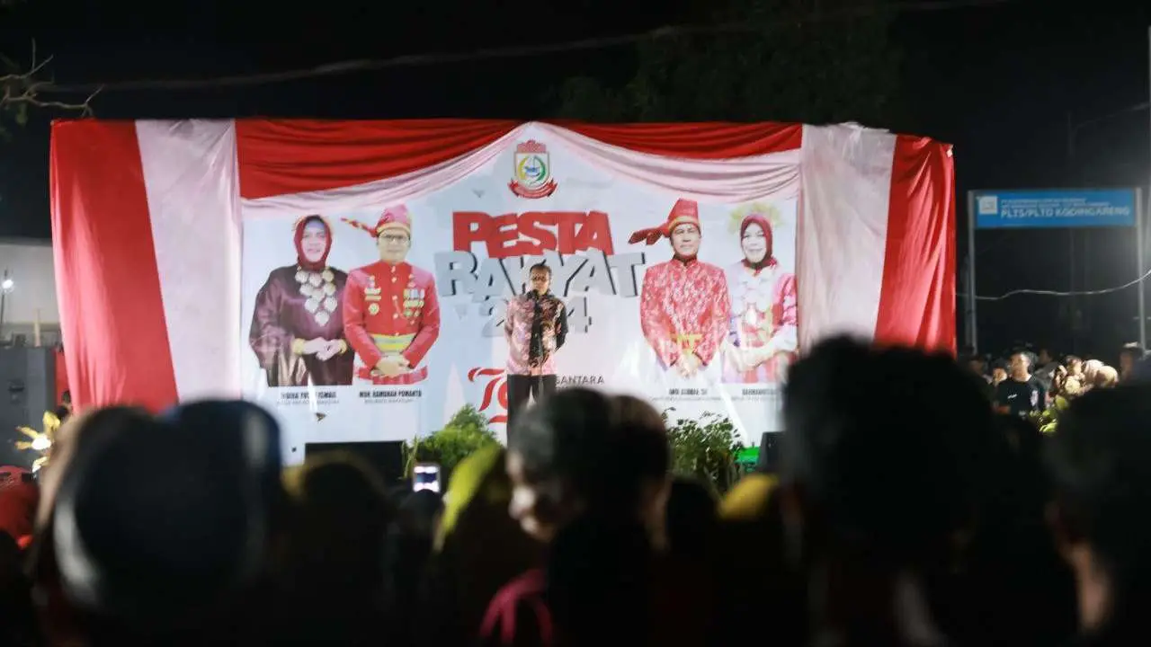 Danny Pomanto Serap Banyak Aspirasi Warga Pulau Kodingareng di Pesta Rakyat Kecamatan Sangkarrang