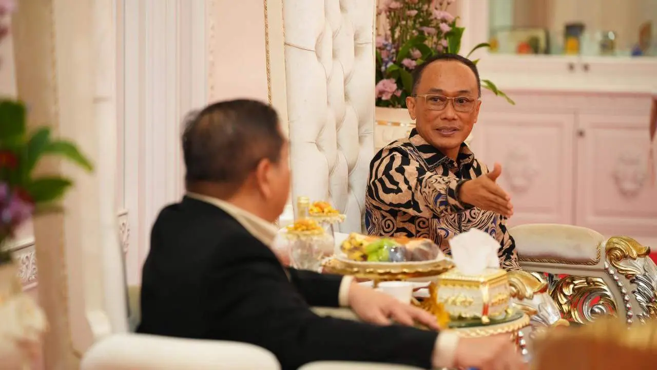Pj Gubernur Prof Zudan dan Investor Jepang Bahas Potensi Investasi di Sulsel 3 Pj Gubernur Prof Zudan dan Investor Jepang Bahas Potensi Investasi di Sulsel
