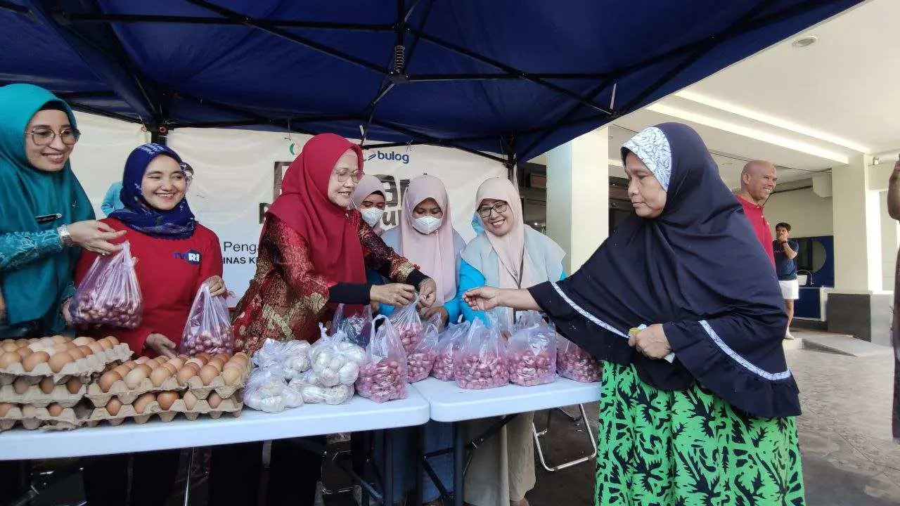 Pj Ketua TP PKK Sulsel Tinjau GPM hari Kedua Di Kantor TVRI Jalan Pajonga Dg Ngalle