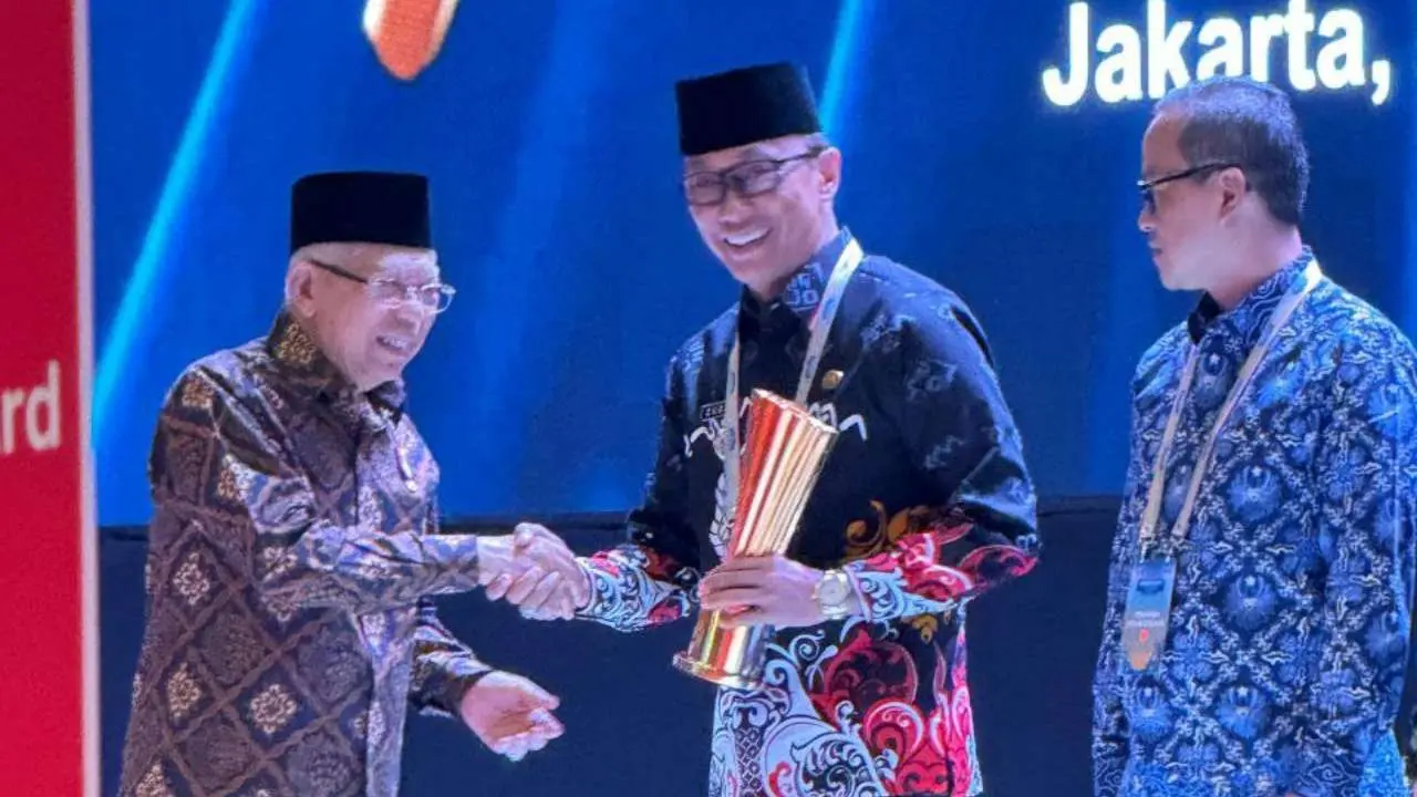 Sulsel Raih Dua Penghargaan Naker Award Tahun 2024