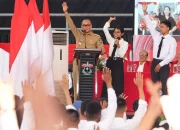 Mahasiswa Baru Unhas Terima Kejutan Tak Terduga dari Pj Gubernur Prof Zudan, Apa itu?