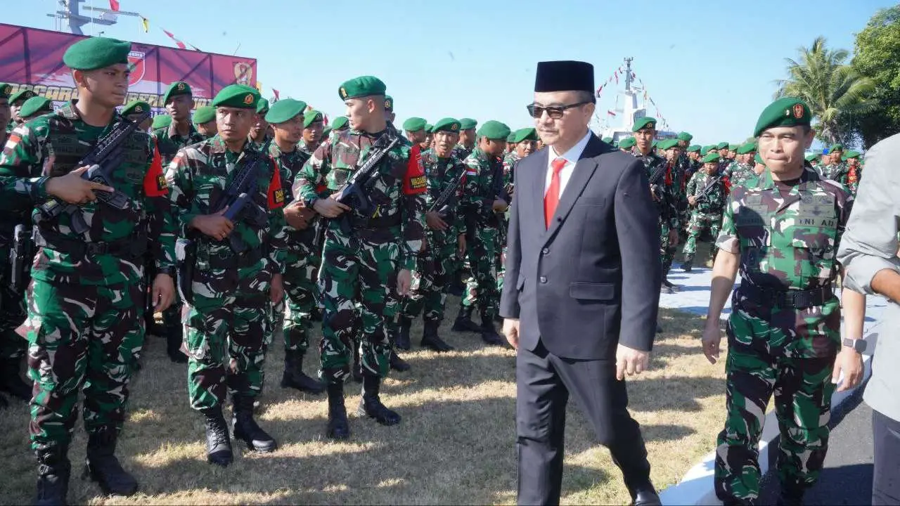 Hadiri Upacara Pemberangkatan Satgas Yonzipur, Jufri Rahman: Wujud Nyata Hubungan Erat antara Pemprov Sulsel dengan TNI-Polri