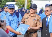 Beni Iskandar Pimpin Upacara Peringatan Seabad PDAM Makassar
