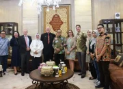 Danny Pomanto Dinner dan Jajaki Scholarship dengan Petinggi Universitas Charles Darwin