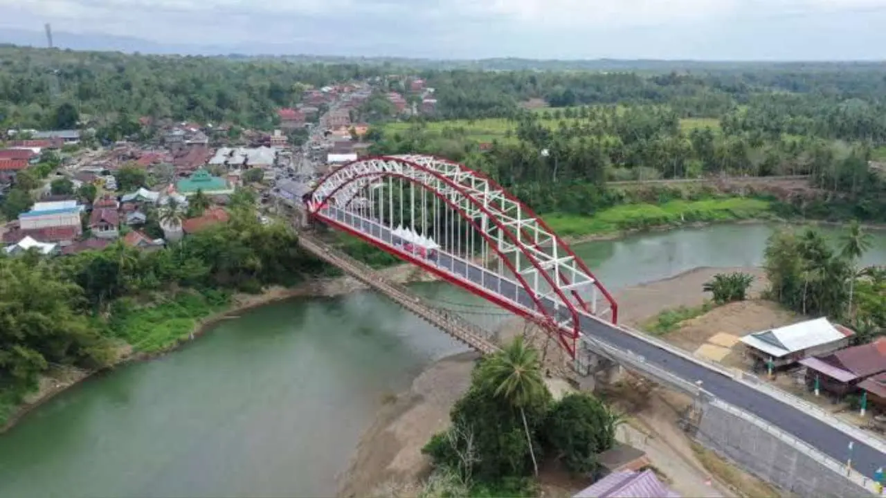 Jembatan Andalan Pacongkang dan Jalan 500 Km Bukti Keberhasilan Andi Sudirman di Sulsel