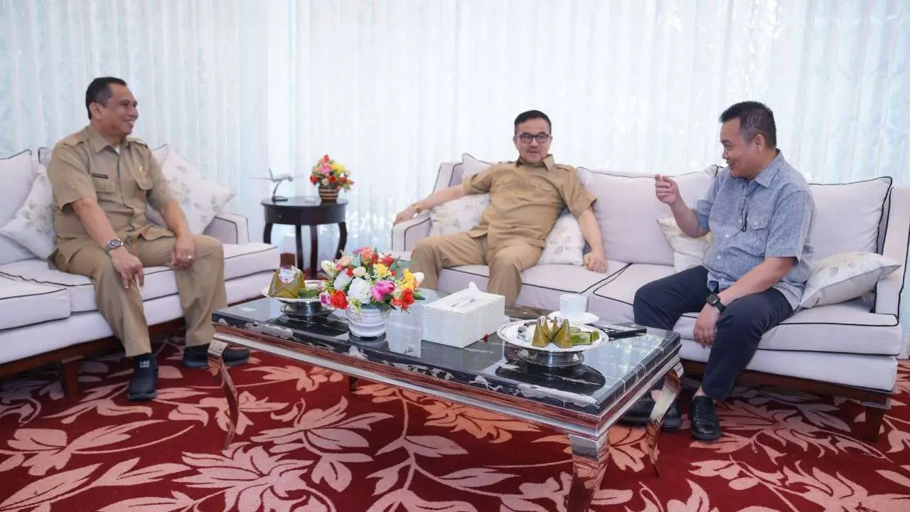 Rapat Perdana Bersama Banggar DPRD Sulsel, Jufri Rahman: Pembangunan Harus Merata