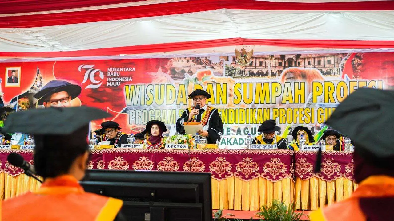 Rektor UNM: 1.125 Guru Profesional Siap Wakafkan Diri untuk Pendidikan Indonesia 3 Rektor UNM: 1.125 Guru Profesional Siap Wakafkan Diri untuk Pendidikan Indonesia