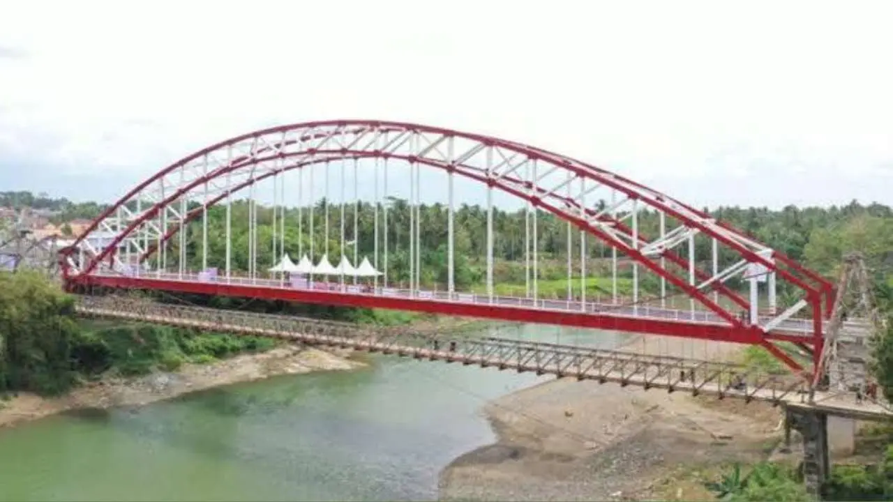 Jembatan Andalan Pacongkang dan Jalan 500 Km Bukti Keberhasilan Andi Sudirman di Sulsel 2 Jembatan Andalan Pacongkang dan Jalan 500 Km Bukti Keberhasilan Andi Sudirman di Sulsel