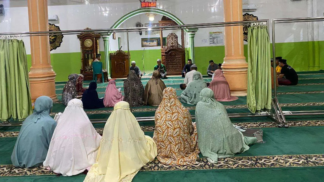 Mahasiswa KKN UINAM 75 Gelar Yasinan Bersama Masyarakat Desa Bontoharu