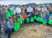 Dinas TPH-Bun Sulsel Telah Salurkan Ratusan Bibit Kopi Gratis di Empat Kabupaten