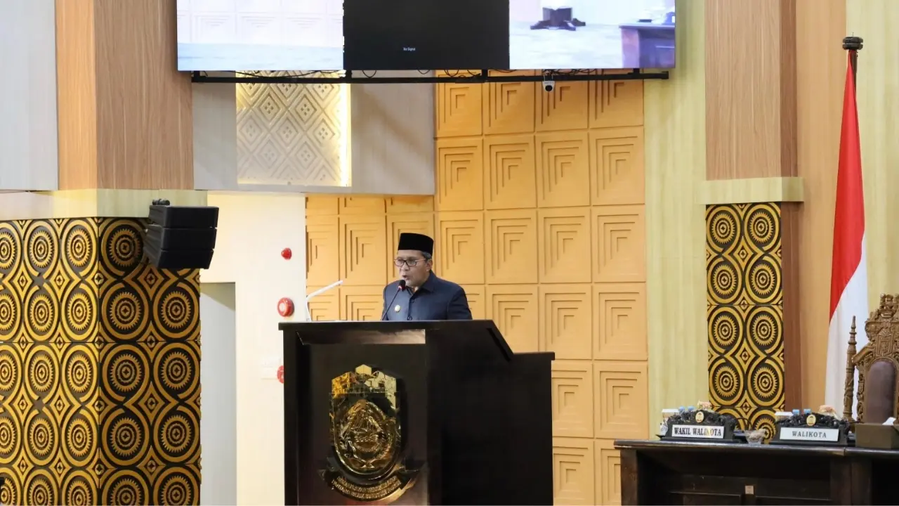 Tanggapi Pandangan Umum Fraksi-Fraksi, Danny Sebut PAD Meningkat Setiap Tahun