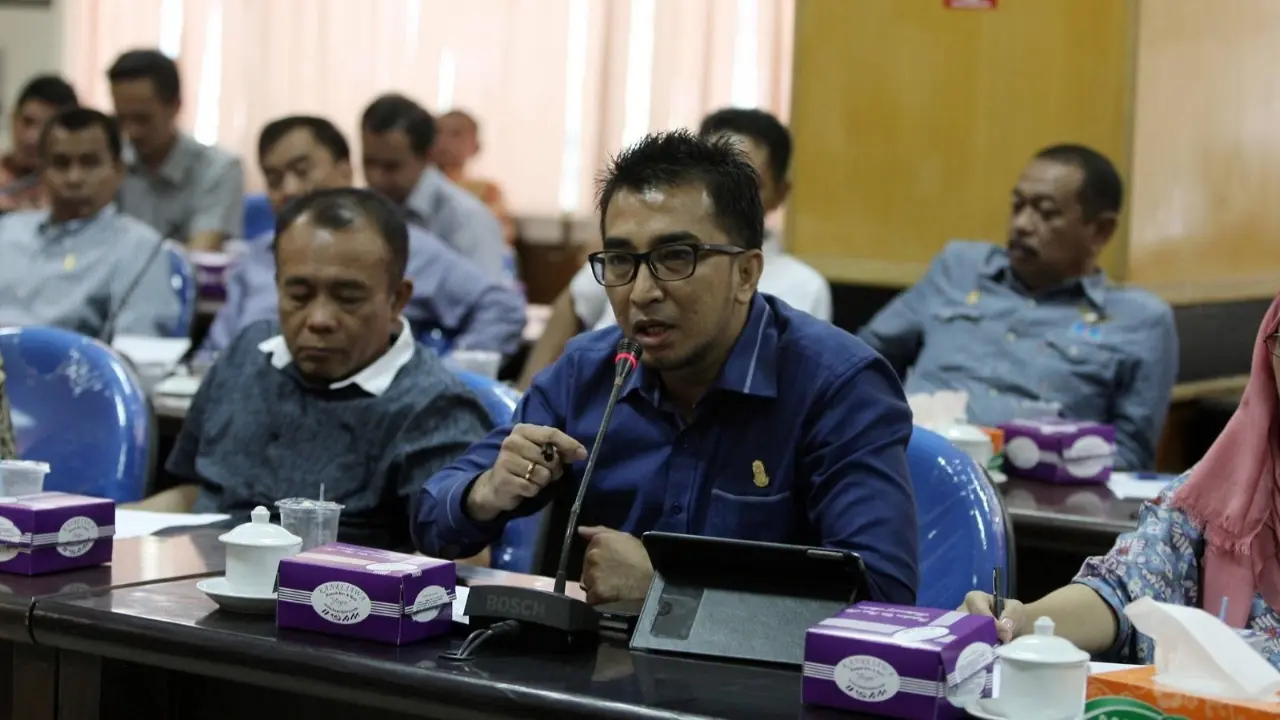 Anggota Komisi B DPRD Kota Makassar Ingatkan Camat Lurah Tidak Berpolitik Praktis