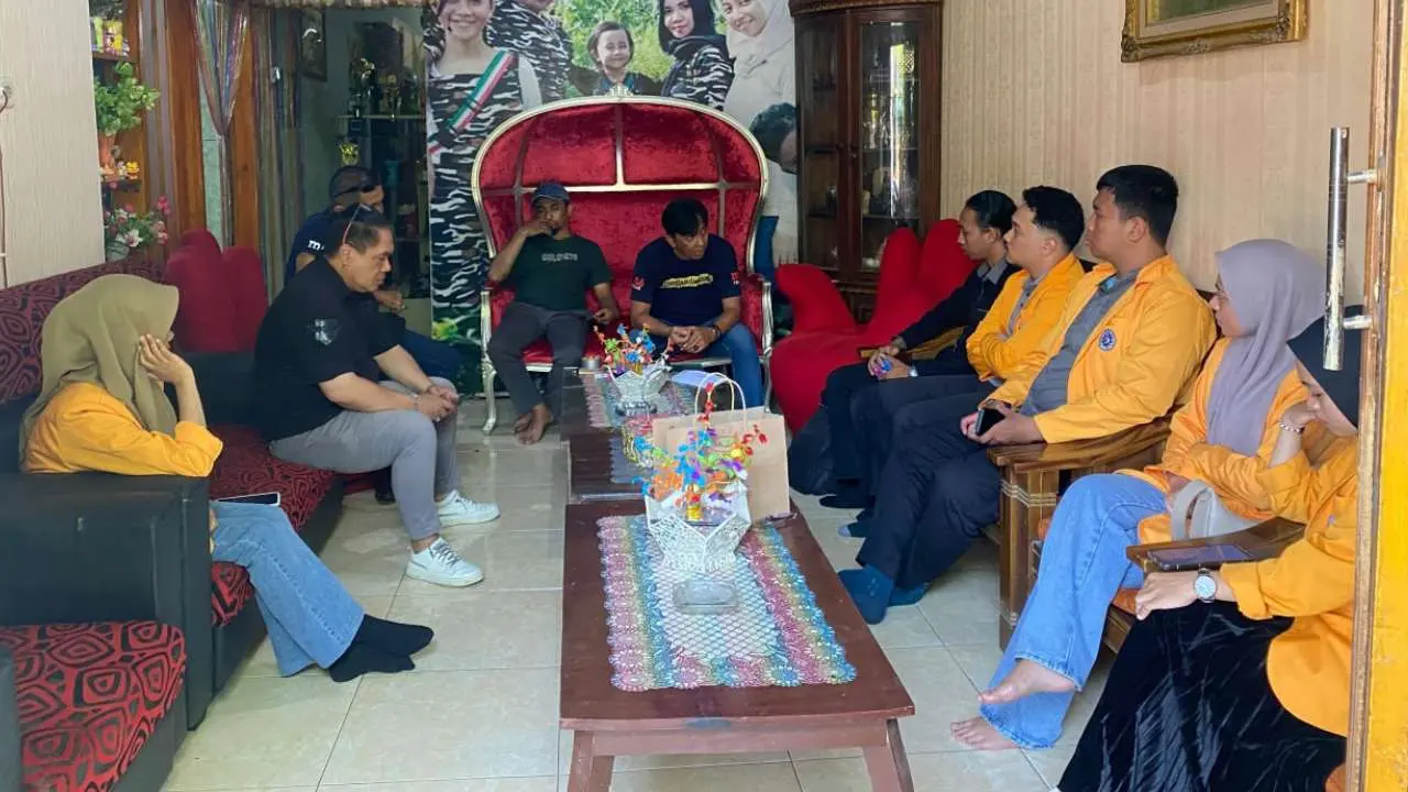 Pemimpin Redaksi Mediasulsel.com Terima Kunjungan Mahasiswa UNM