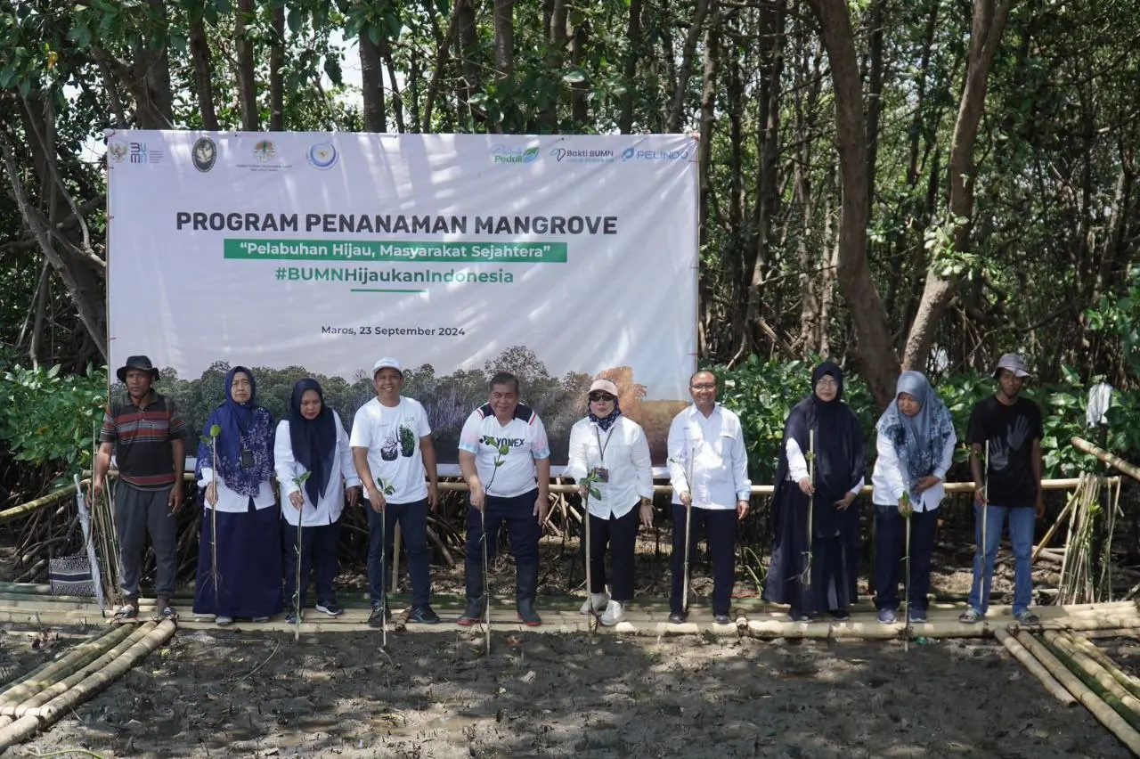 Pelindo Regional 4 Tanam Mangrove di Lahan Seluas 12,5 Ha