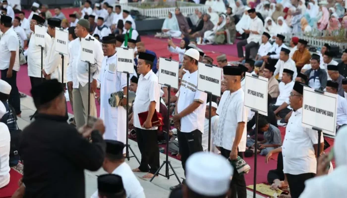 Komitmen Terhadap Zakat, Danny Pomanto Lantik 32 Orang UPZ Perusda Kota Makassar