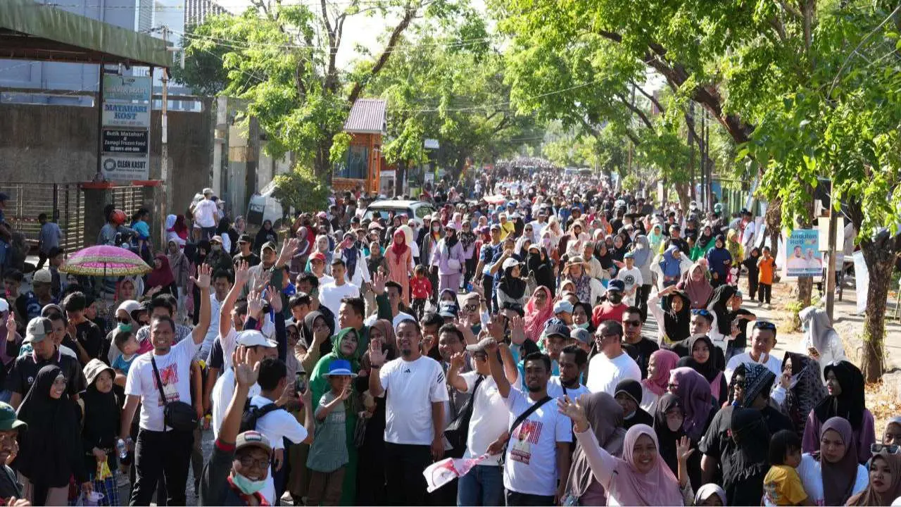 50 Ribu Warga Pangkep Tumpah Ruah di Jalan Sehat Anti Mager Bareng Andalan-Hati