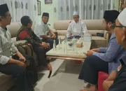 Andi Sudirman Sulaiman Besuk dan Doakan Kesembuhan Rais Syuriah PWNU Sulsel KH. Baharuddin