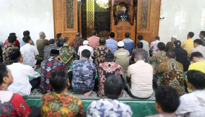 Andi Arwin Azis Ajak Pegawai Pemkot Makassar Jaga Ibadah