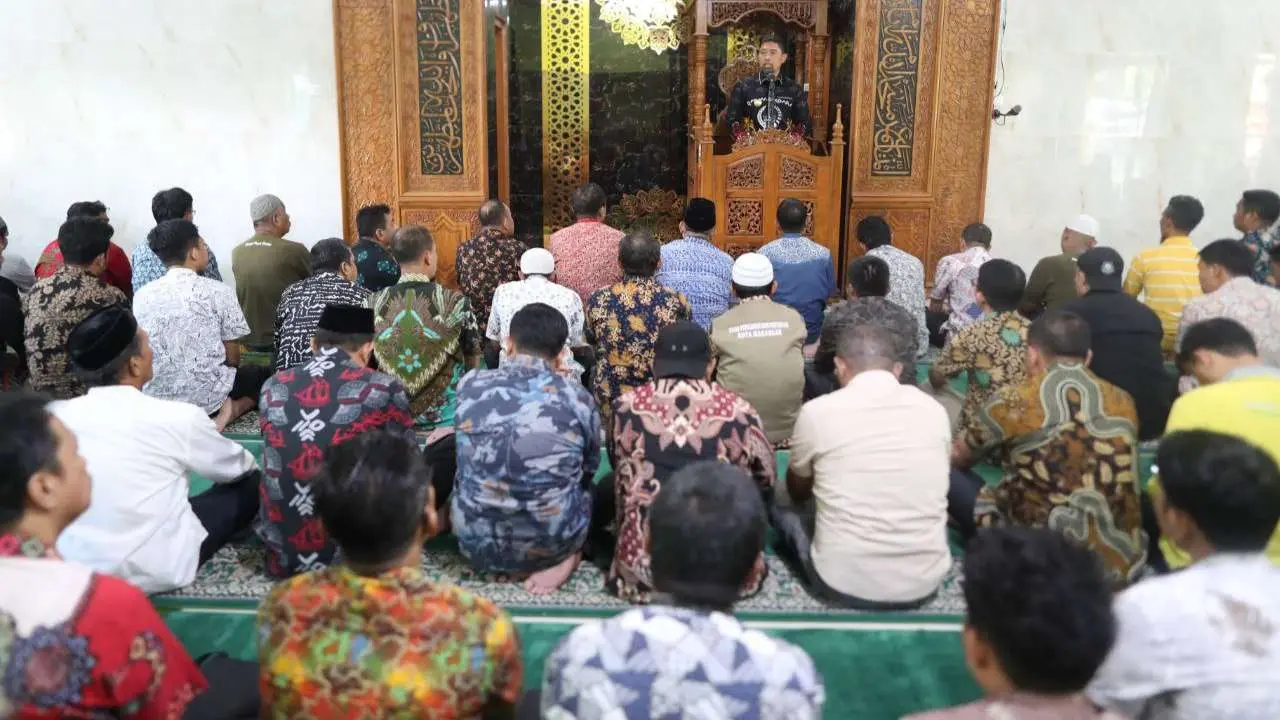 Andi Arwin Azis Ajak Pegawai Pemkot Makassar Jaga Ibadah