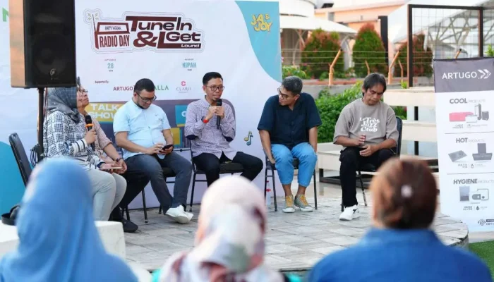 Radio Harus Adaptif di Tengah Gempuran Digitalisasi