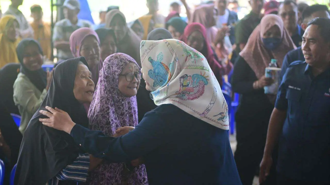 Kembali Kunjungi Takalar, Fatmawati Silaturahmi dengan Nelayan-Petani Perempuan