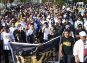 Puluhan Ribu Warga Takalar Padati Lapangan Makkattang, Ikuti Anti Mager Bareng Andalan-Hati