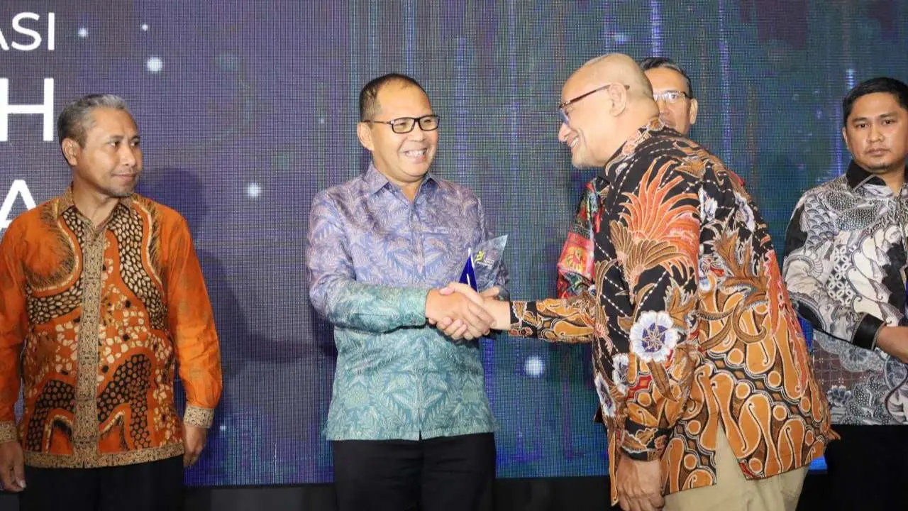 Wali Kota Danny Raih Penghargaan Pariwisata & Pelestarian Budaya pada Apresiasi Tokoh 2024