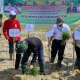 Kepala BPSI Serealia Ikuti Tanam Bersama Poktan di Program Penambahan Areal Tanam