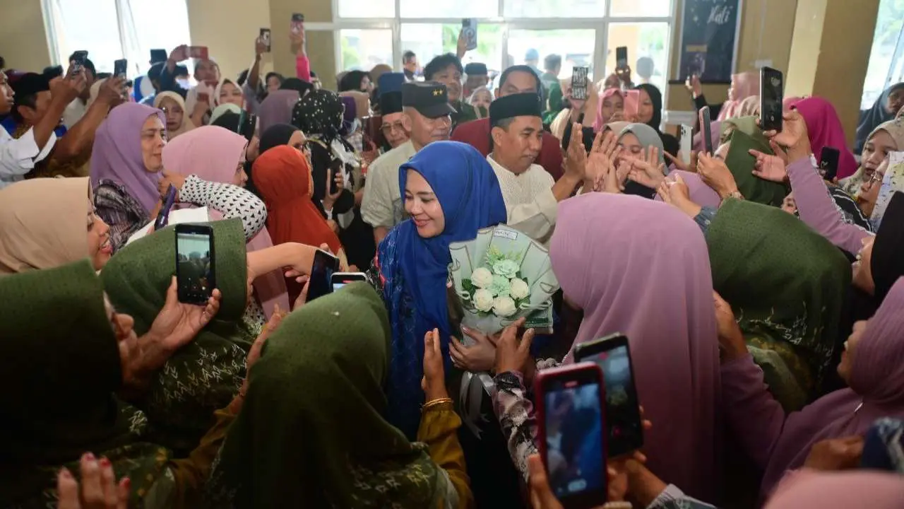Disambut Selawat, Fatmawati Ajak Perempuan Takalar Bersatu di Pilgub Sulsel