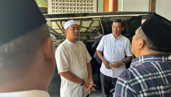 Ke Pondok Tahfidz Qur’an di Maros, Tokoh Agama: Andi Sudirman Pemimpin Ideal yang Dekat dengan Agama