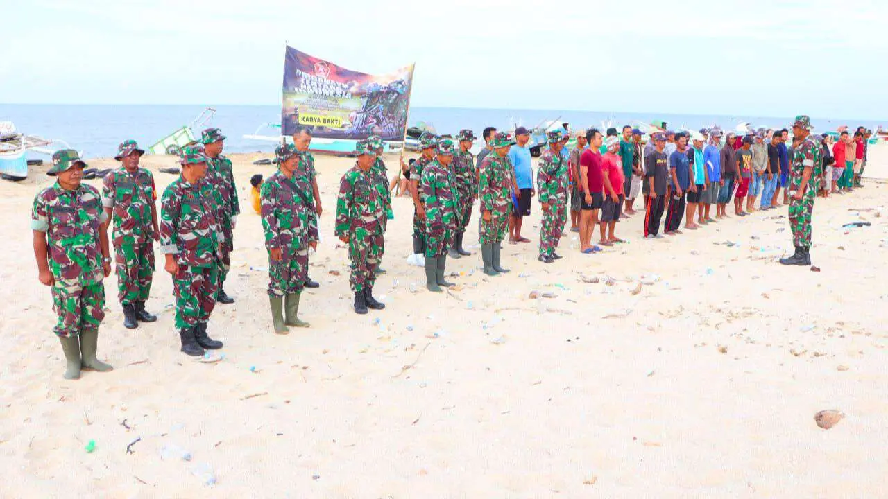 Peringati HUT TNI ke-79, Jajaran Kodim 1425 Jeneponto Bersih-bersih Pantai di Kelurahan Pabiringa 2 Peringati HUT TNI ke-79, Jajaran Kodim 1425 Jeneponto Bersih-bersih Pantai di Kelurahan Pabiringa