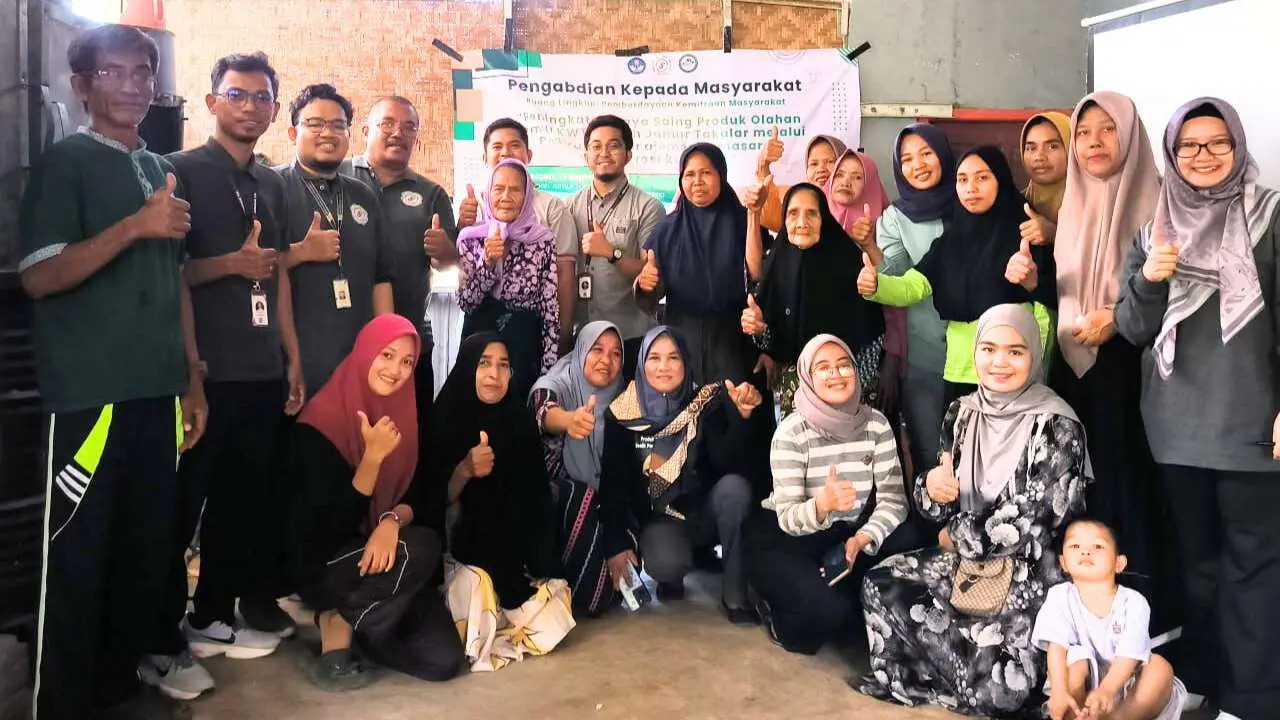 Universitas Dipa Makassar Dukung Peningkatan Daya Saing KWT Rumah Jamur Takalar Melalui Teknologi Digital & Inovasi Kemasan 2 Undipa Makassar Dukung Peningkatan Daya Saing KWT Rumah Jamur Takalar Melalui Teknologi Digital & Inovasi Kemasan