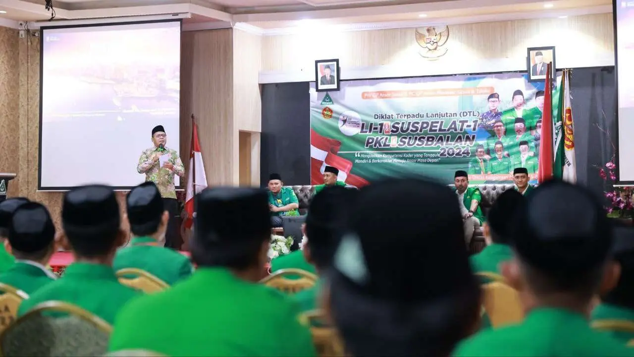Danny Pomanto Berbagi Ilmu Peduli Lingkungan dan Transformasi Digital Bersama GP Ansor Sulsel 2 Danny Pomanto Berbagi Ilmu Peduli Lingkungan dan Transformasi Digital Bersama GP Ansor Sulsel