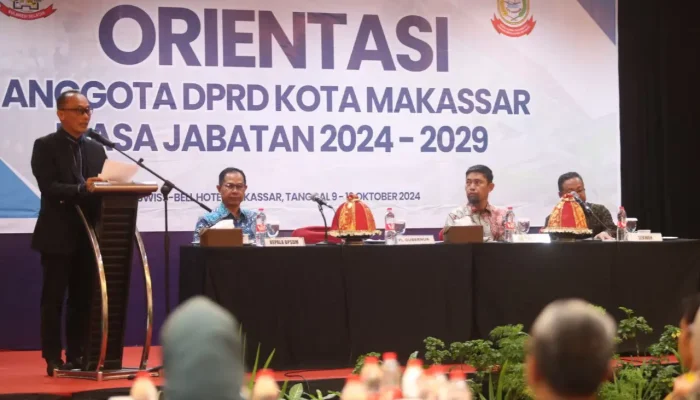 Pjs Wali Kota Arwin Hadiri Penutupan Orientasi Anggota DPRD Makassar 2024-2029