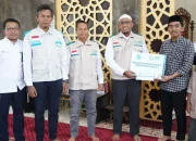 Peringati Maulid Nabi, PLN Bagikan Bantuan Sembako kepada Masyarakat Pra-Sejahtera