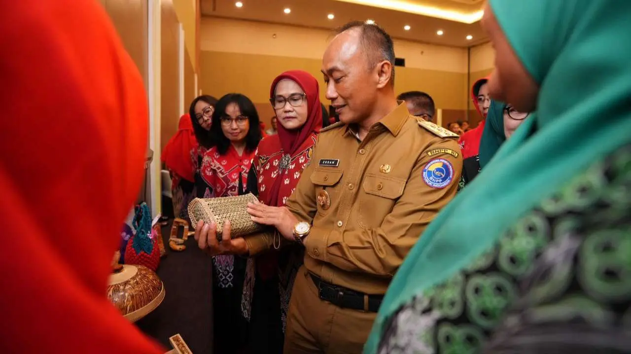 Pj Gubernur Prof Zudan Minta Dekranasda Perkuat Branding dan Marketing Produk Khas Sulsel