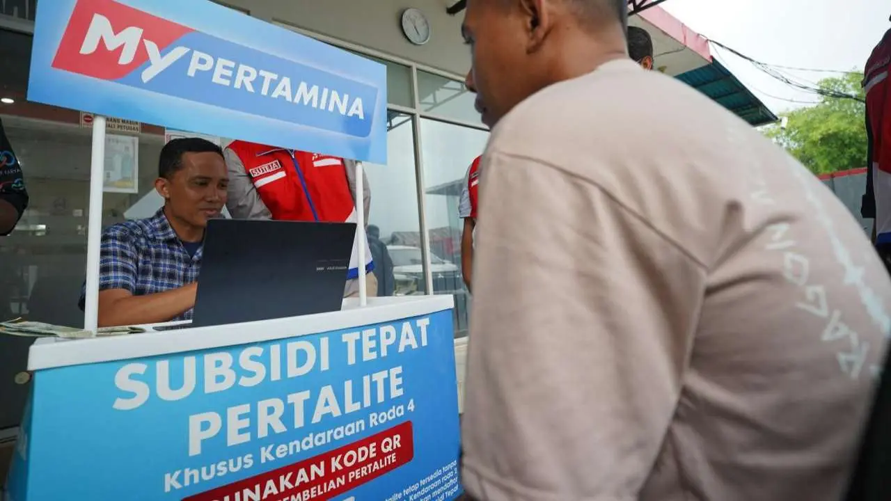 Pertamina Uji Coba Implementasi Pembelian BBM Pertalite Gunakanlah QR Code