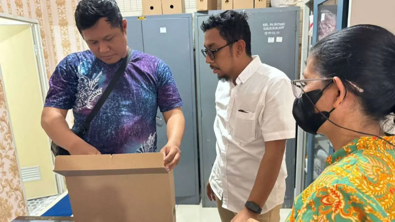 Dinas Kearsipan Makassar Autentisitas Arsip Statis di Kelurahan Pa'batang