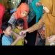 DP2 Kota Makassar Bagikan Telur Puyuh Rebus untuk Menunjang Tumbuh Kembang Anak