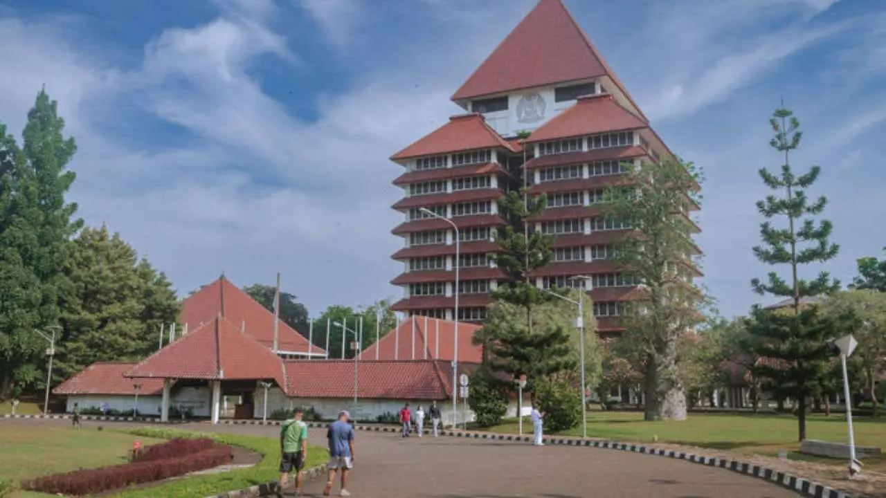 Universitas Indonesia (UI)