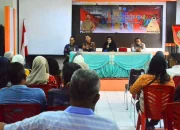 Kadis Kearsipan Edukasi Warga Soal Tata Kelola Arsip di Kecamatan Makassar